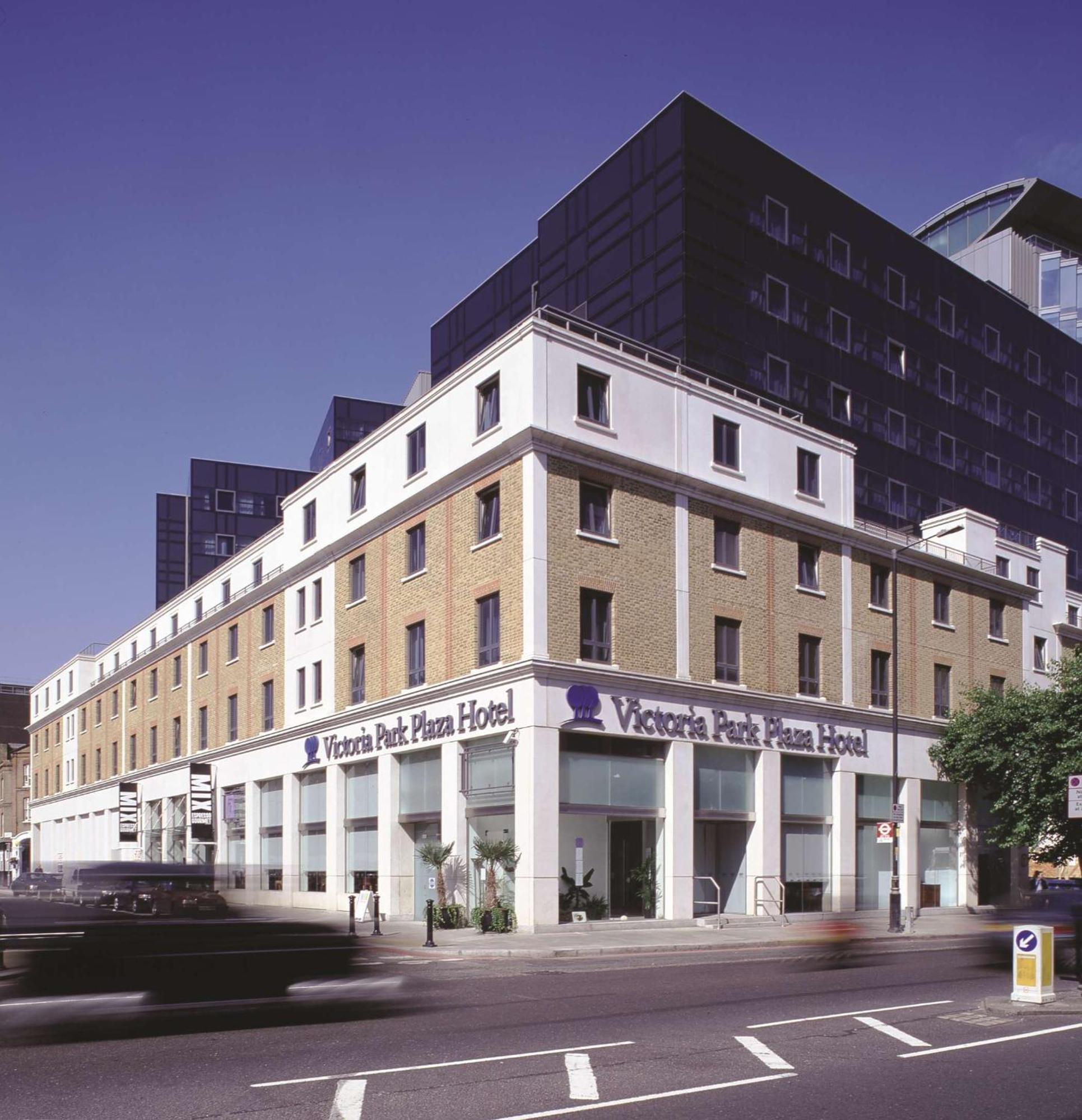Hotel Park Plaza Victoria Londra Esterno foto